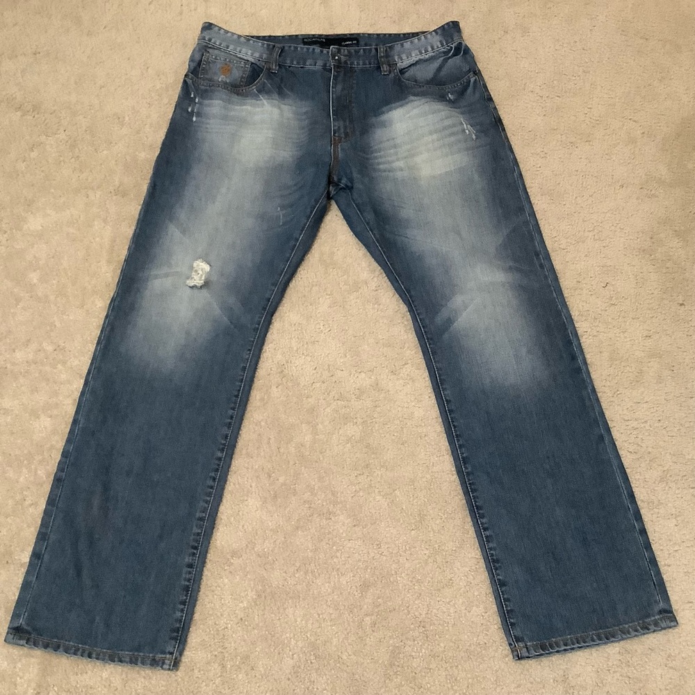 Like New Men’s Rocawear Classic Fit Jeans Waist 38